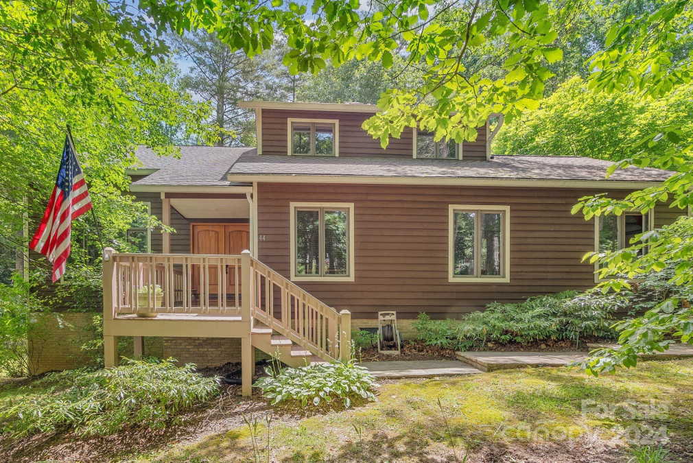44 Tree Top Dr Arden, NC 28704