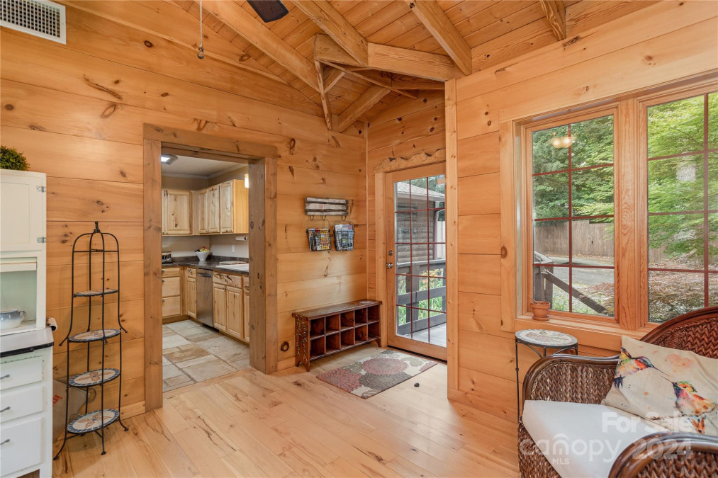 64 Scarlett Dr Pisgah Forest, NC 28768