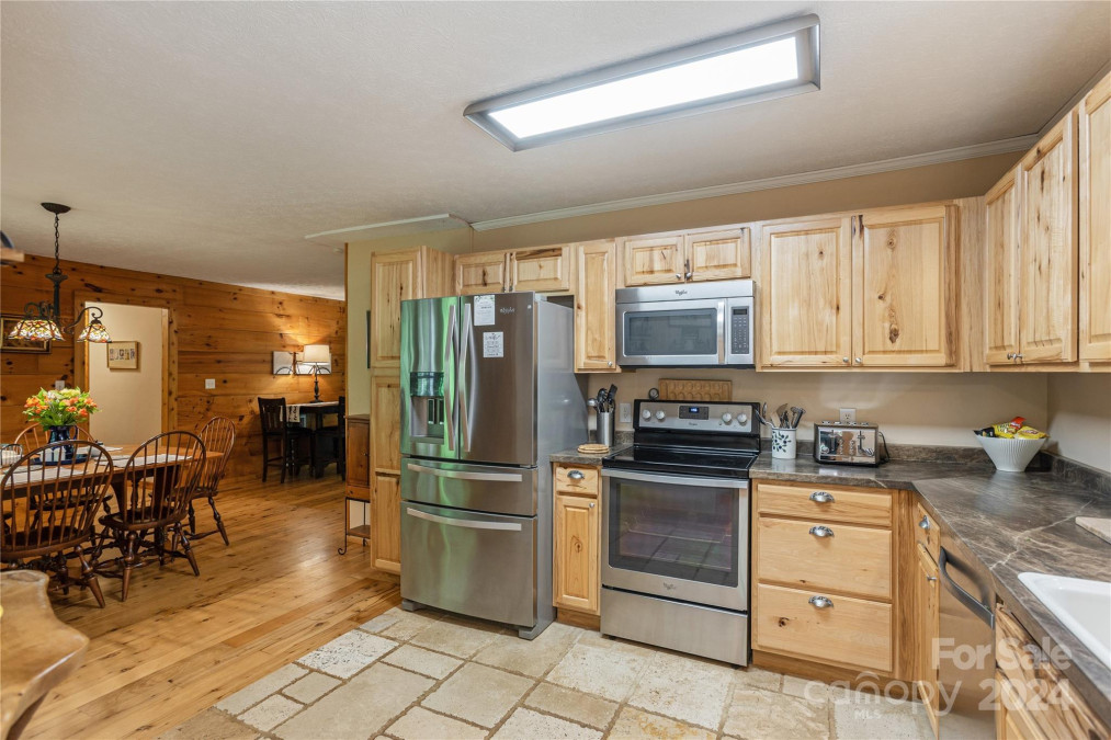 64 Scarlett Dr Pisgah Forest, NC 28768