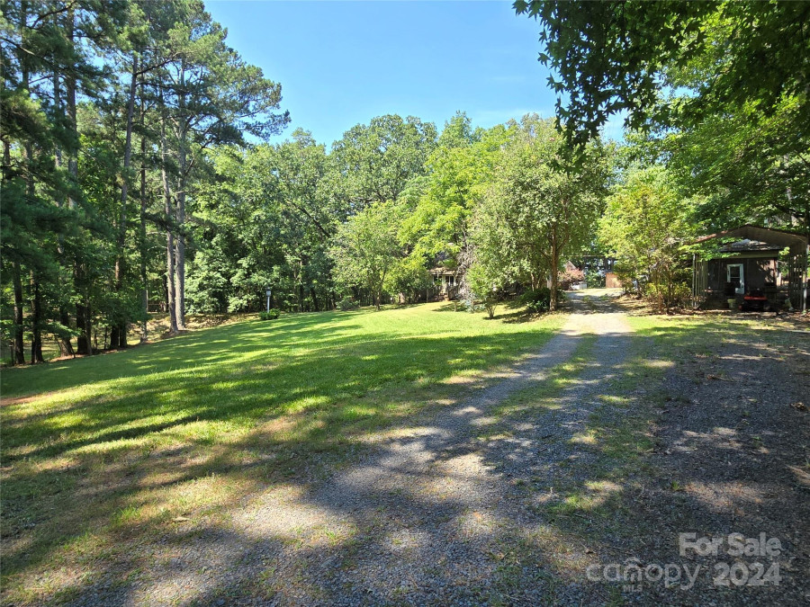 188 Badin Shores Cir Badin Lake, NC 28127