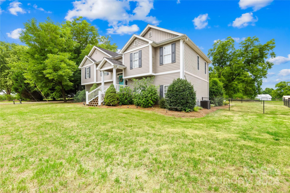 151 Old Home Pl Kings Mountain, NC 28086