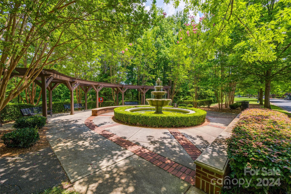 1052 Drayton Ct Fort Mill, SC 29708