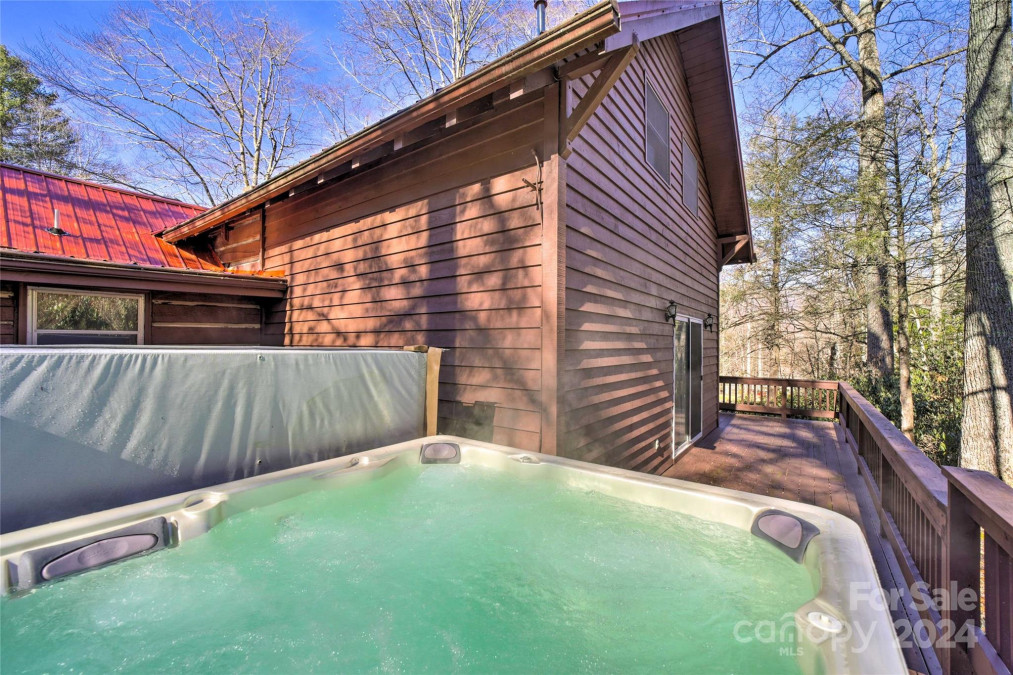443 Timberline Dr Maggie Valley, NC 28751