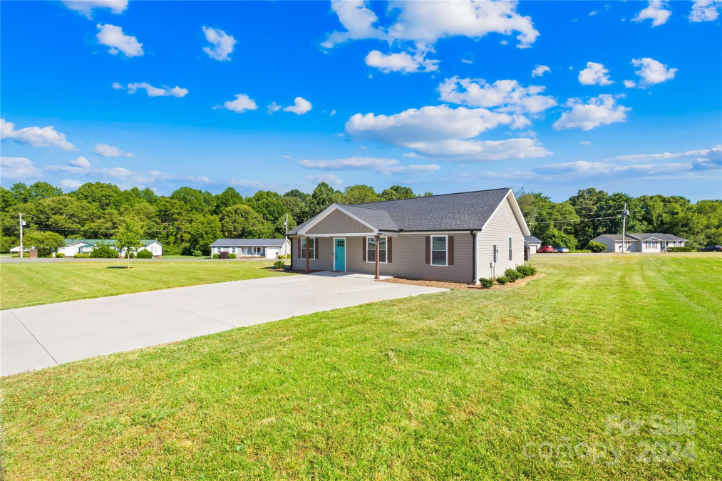 168 Delight Loop Statesville, NC 28677