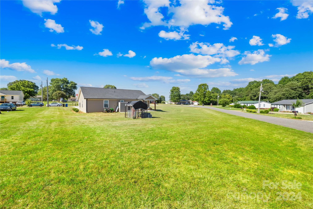 168 Delight Loop Statesville, NC 28677