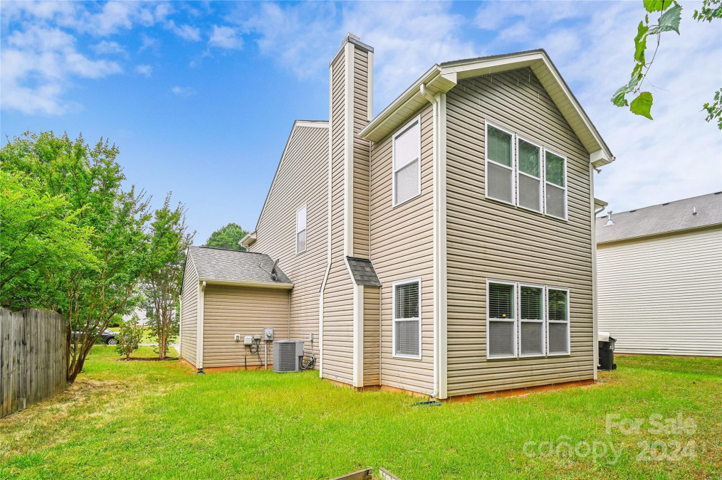 7804 Ponderosa Pine Ln Charlotte, NC 28215