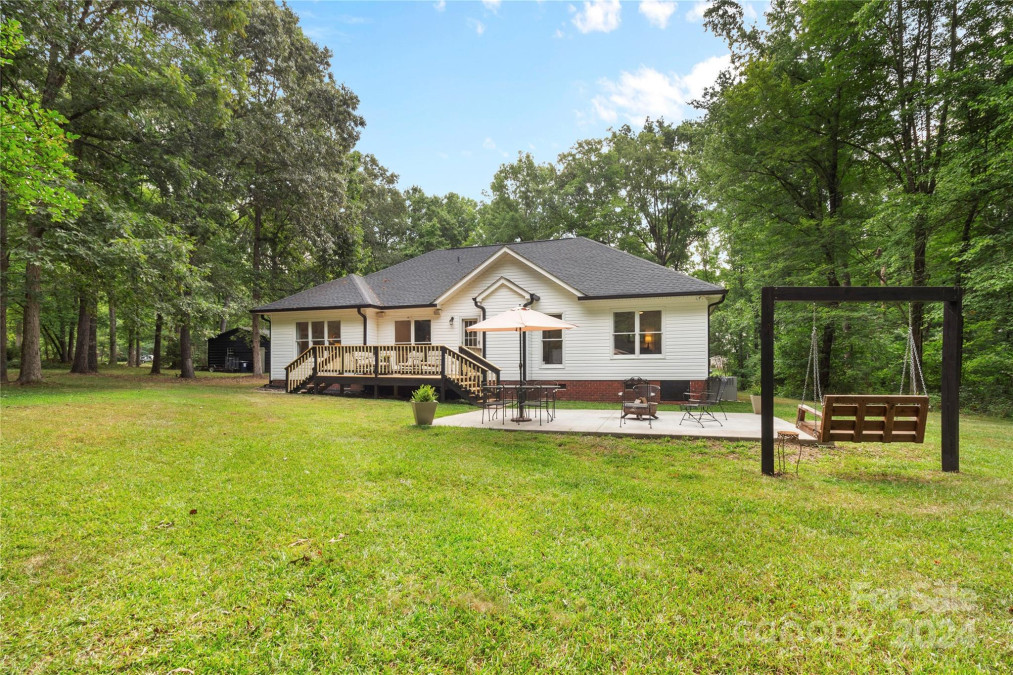 617 White Oaks Cir Monroe, NC 28112