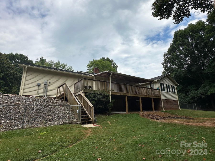 2163 Lynmore Dr Sherrills Ford, NC 28673