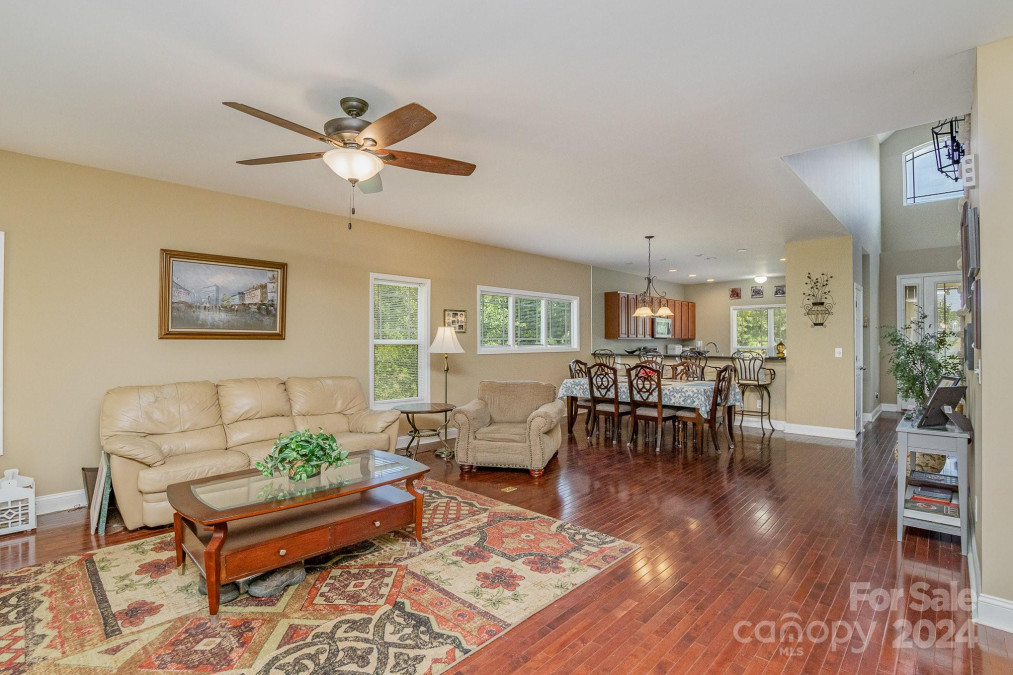 556 Peaceful Creek Dr York, SC 29745