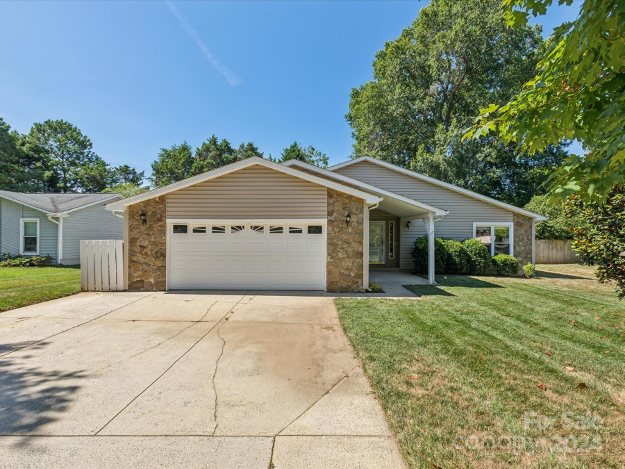 10039 Fairway Ridge Rd Charlotte, NC 28277