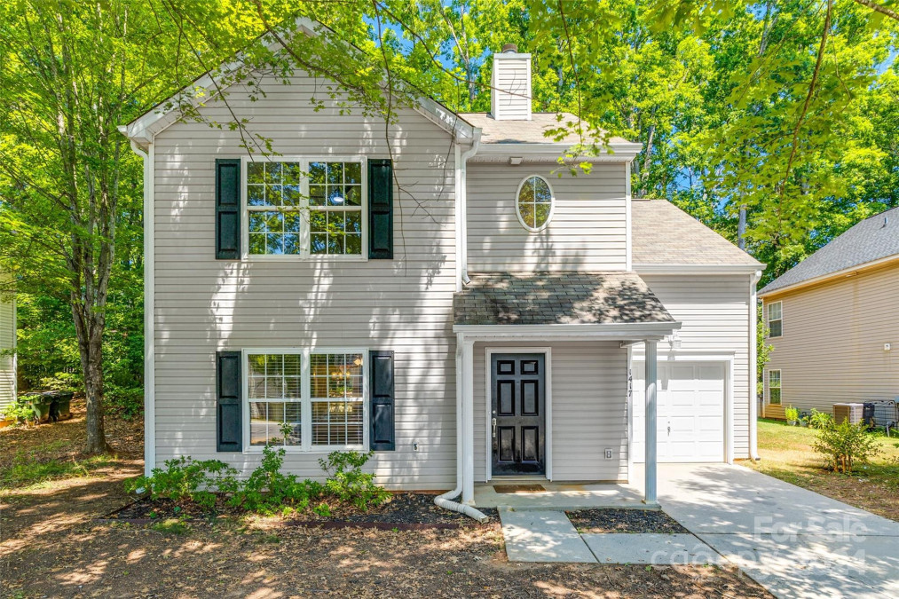 1417 Swaying Branch Ln Clover, SC 29710