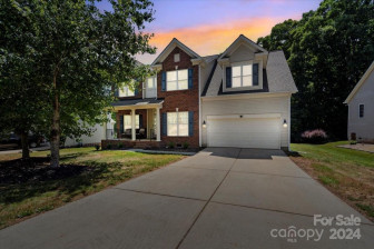 237 Golden Valley Dr Mooresville, NC 28115