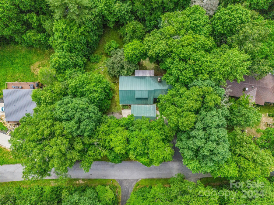 142 Mine Mountain Dr Pisgah Forest, NC 28768