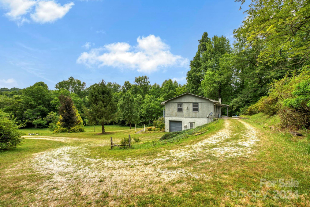 45 Chestnut Cove Rd Brevard, NC 28712