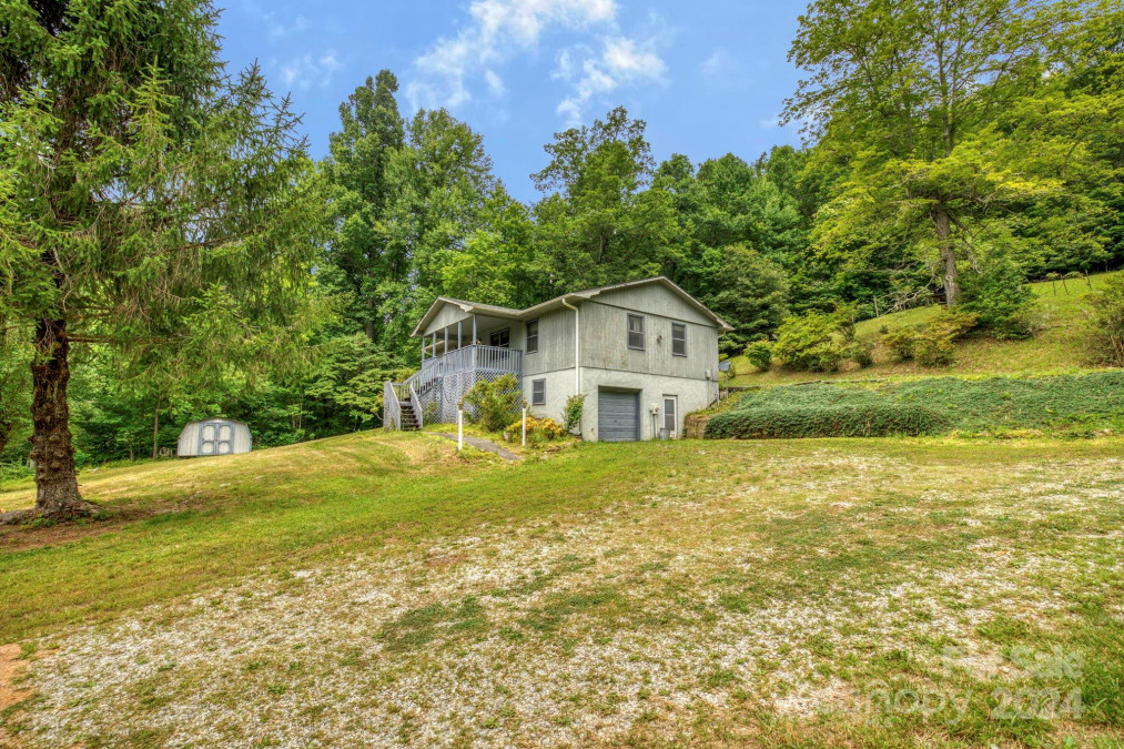 45 Chestnut Cove Rd Brevard, NC 28712