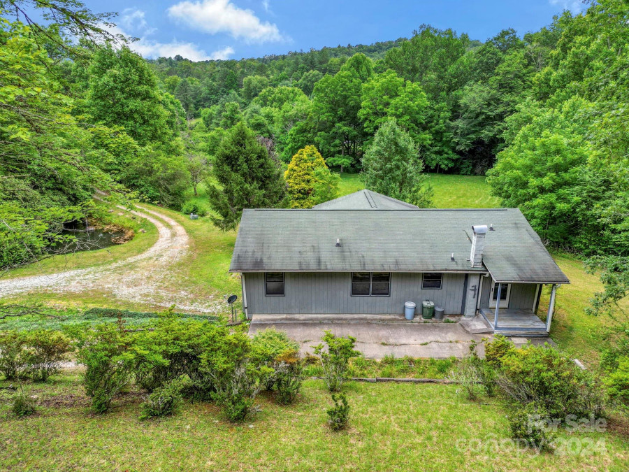 45 Chestnut Cove Rd Brevard, NC 28712