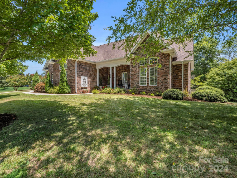 129 Laurel Ridge Dr Cherryville, NC 28021