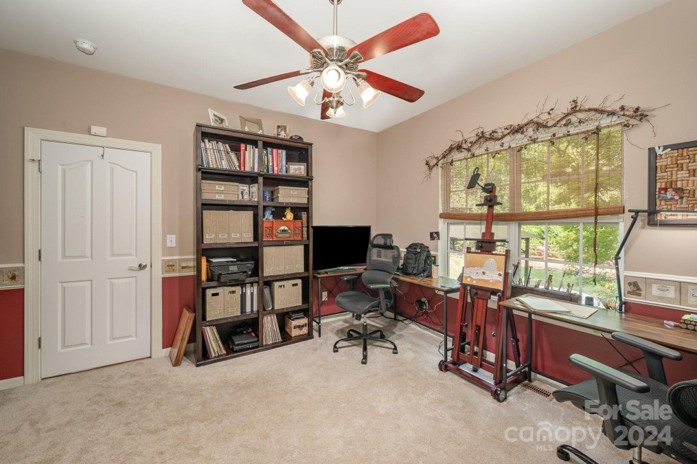 6002 The Meadows Ln Harrisburg, NC 28075