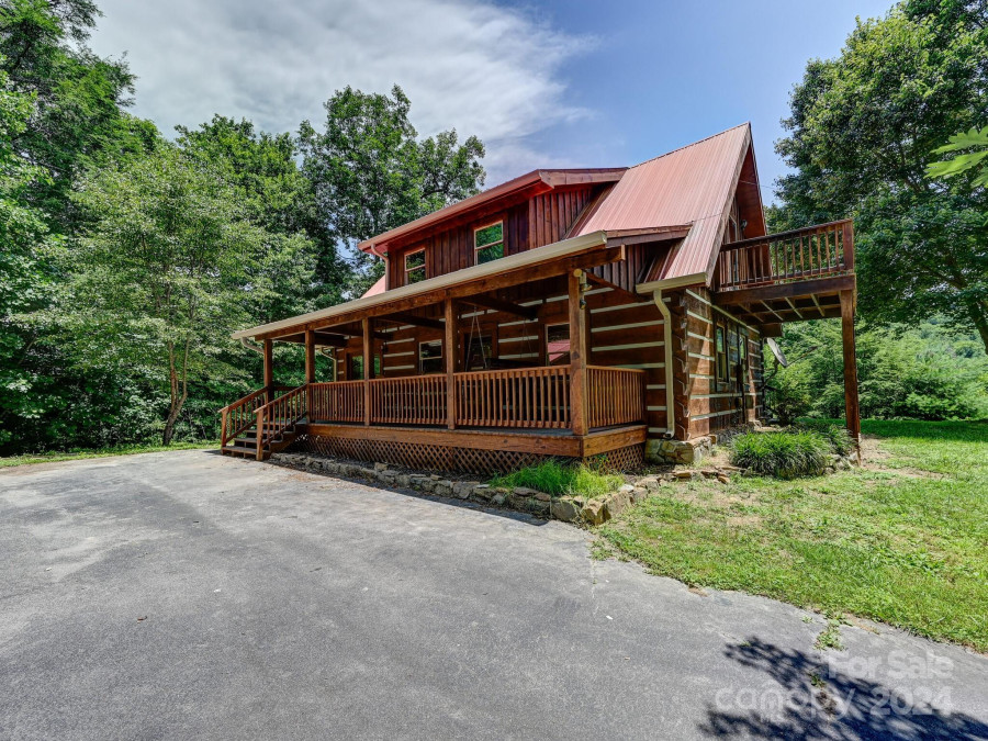 2939 Lonesome Mountain Rd Marshall, NC 28753