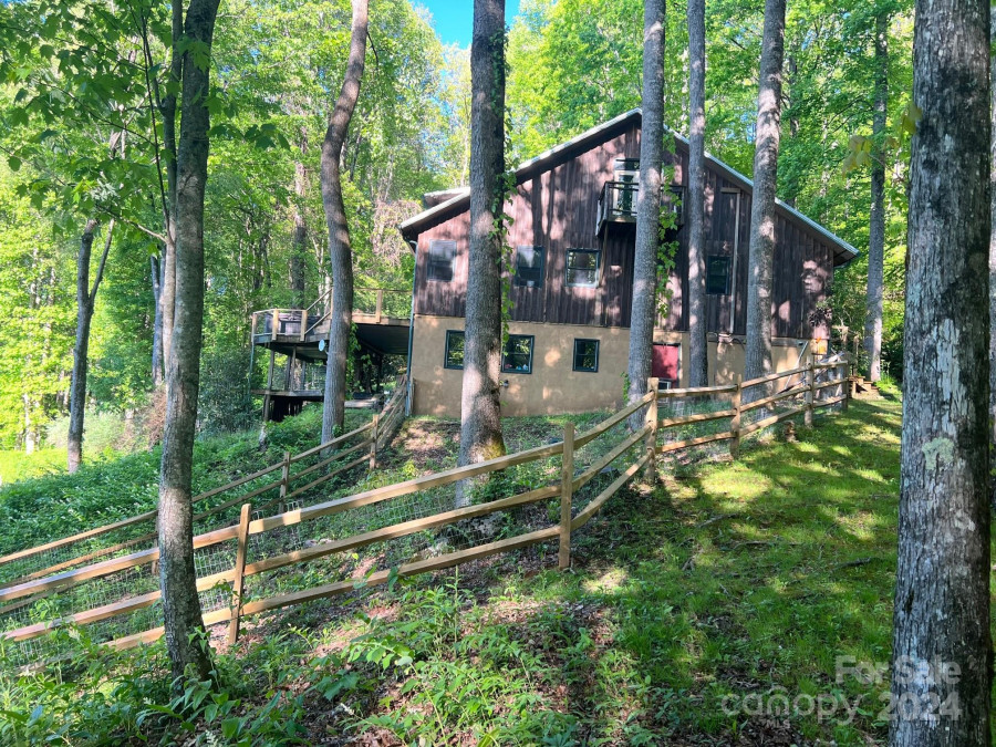 956 View Rd Sylva, NC 28779