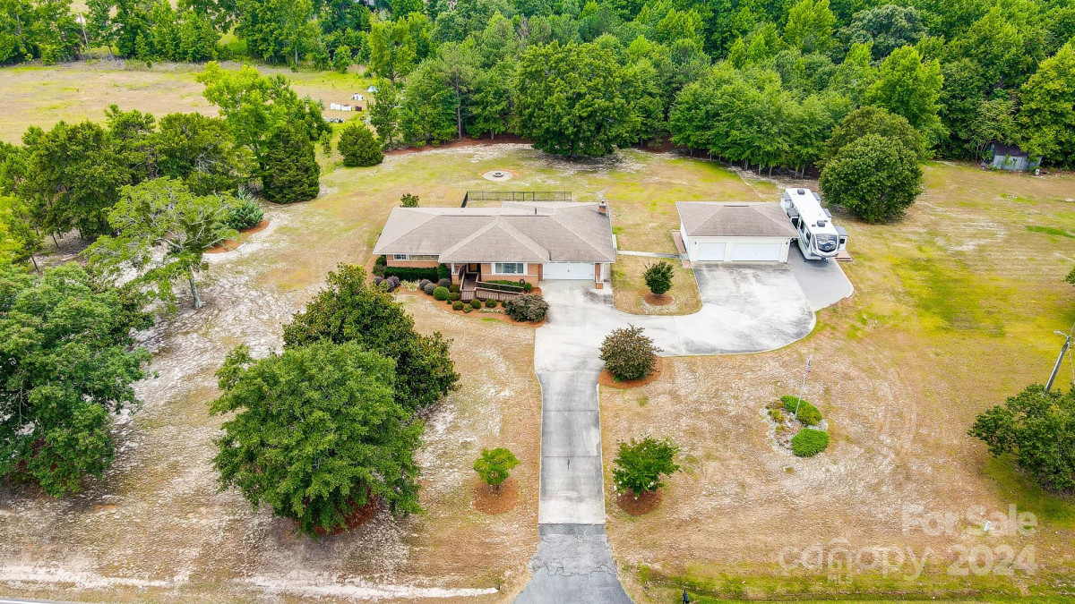 325 Crowburk Rd Pageland, SC 29728