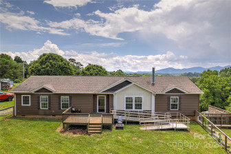 24 King Dr Leicester, NC 28748