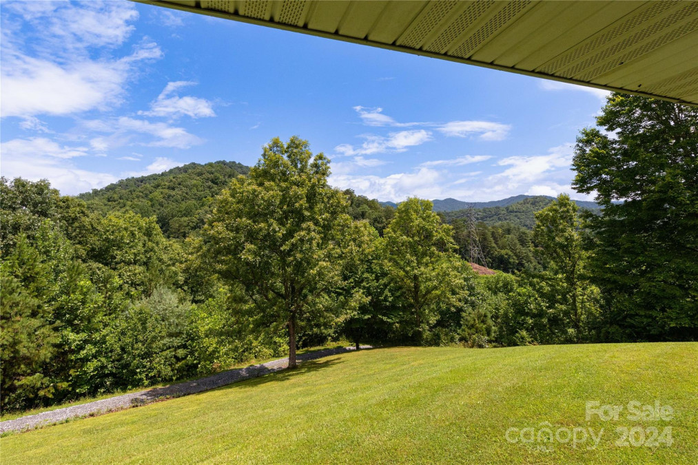 175 Williams Way Bryson City, NC 28713