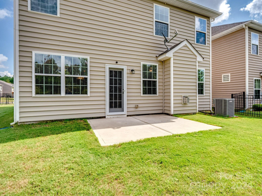 1814 Skipping Stone Dr Fort Mill, SC 29715