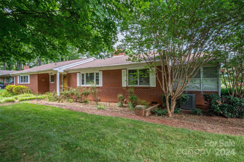 100 Ruby Ln Gastonia, NC 28054