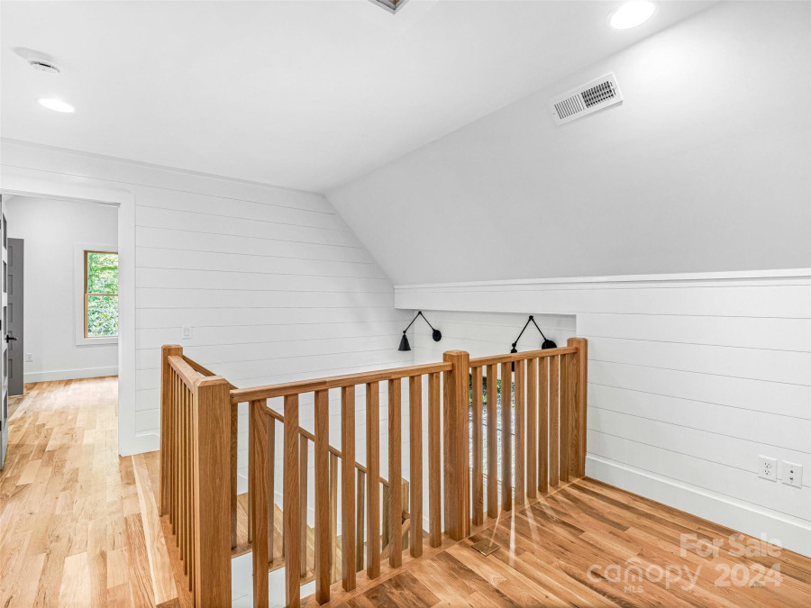 819 Pisgah Forest Dr Pisgah Forest, NC 28768