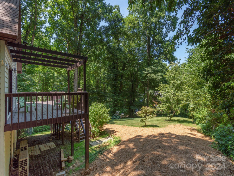 278 Apple Creek Rd Waynesville, NC 28786