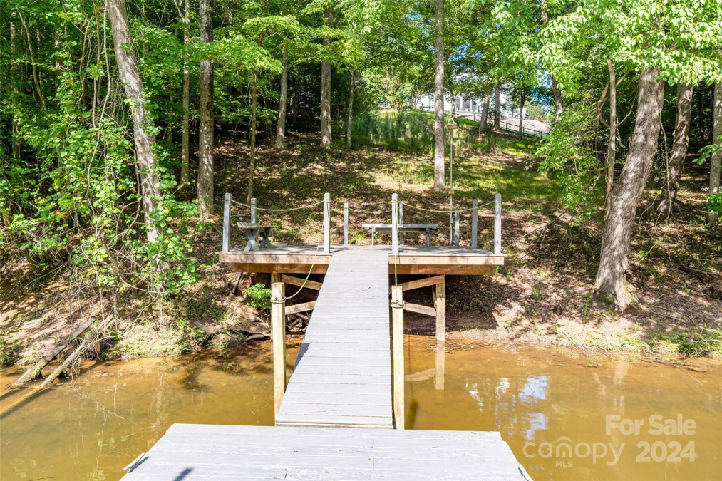 115 Pier Point Dr Stony Point, NC 28678