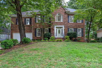 5124 Foxbriar Trl Charlotte, NC 28269