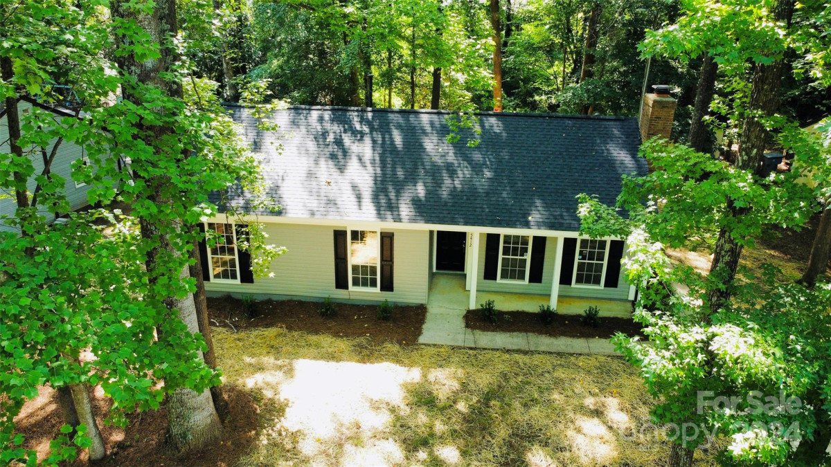 5412 Great Wagon Rd Charlotte, NC 28215