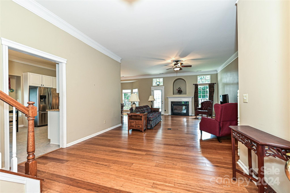 4709 Keeneland Ln Charlotte, NC 28216