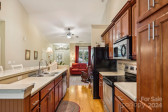 30 Cottage Ct Hendersonville, NC 28739