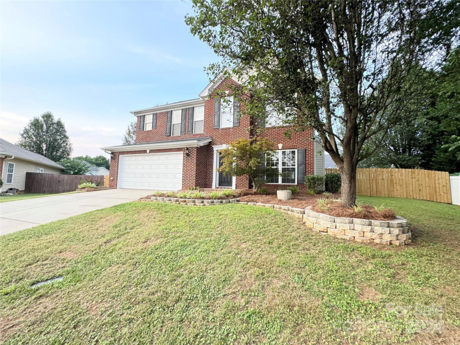 6530 Black Oasis Cir Fort Mill, SC 29708