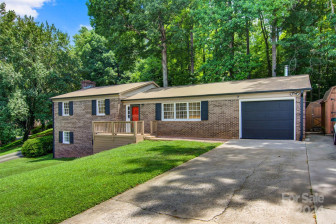 802 Devonshire Ct Lenoir, NC 28645