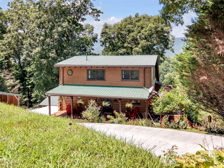 500 Beechwood Dr Sylva, NC 28779