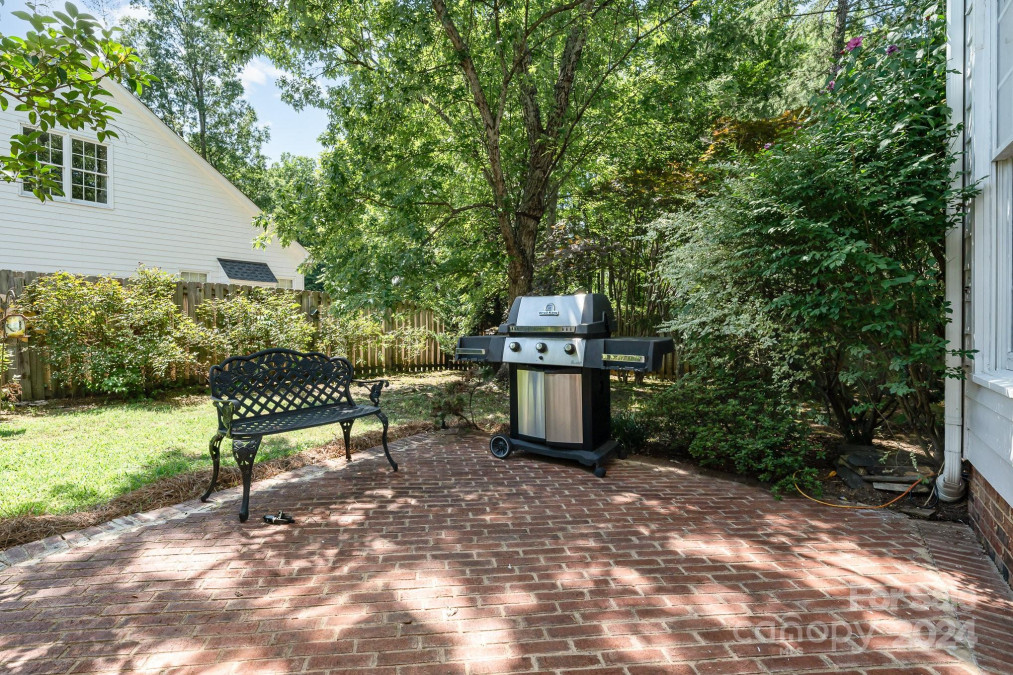 17101 Windy Oaks Ct Cornelius, NC 28031