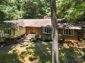 50 Ballantree Dr Asheville, NC 28803