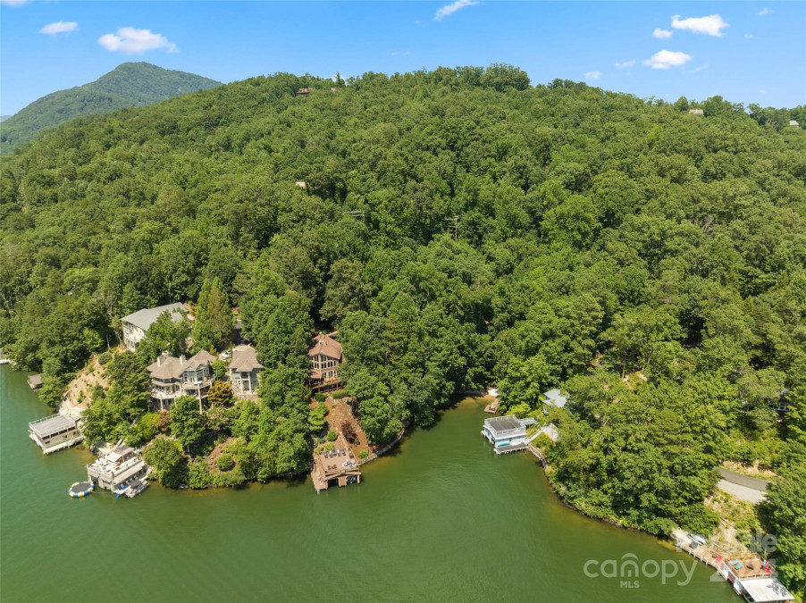 128 Moffitt Rd Lake Lure, NC 28746