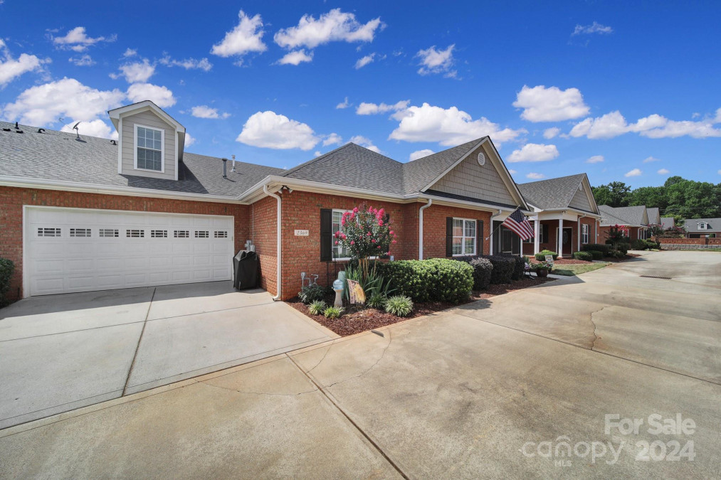 2369 Stardust Ct Denver, NC 28037