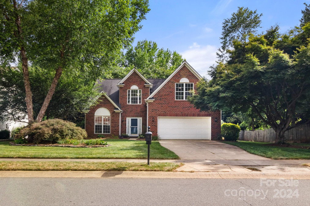 8312 Brentfield Rd Huntersville, NC 28078