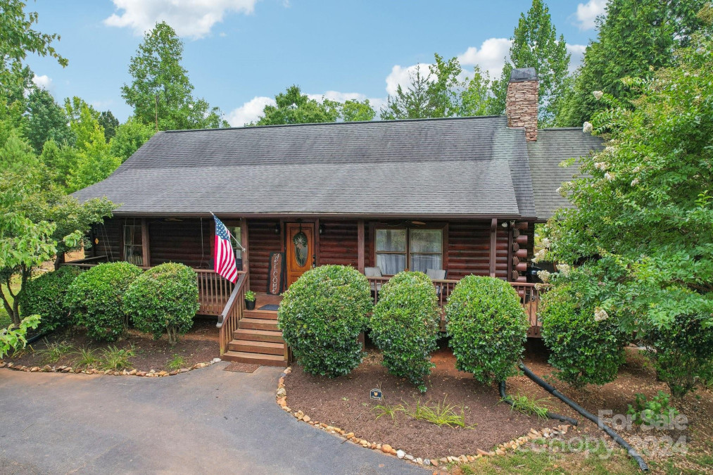 1944 River Crest Pw Rutherfordton, NC 28139