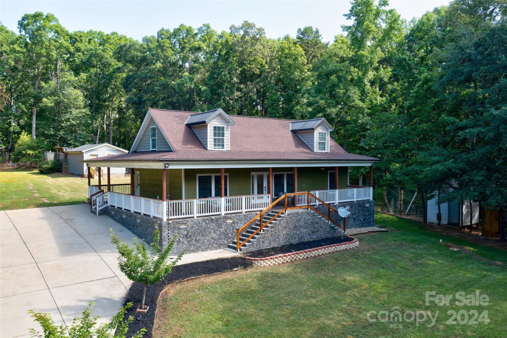 138 Almond Dr Gastonia, NC 28052