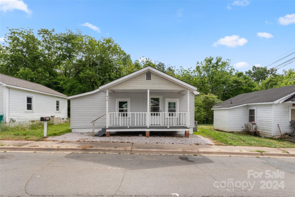 439 Davis St Albemarle, NC 28001