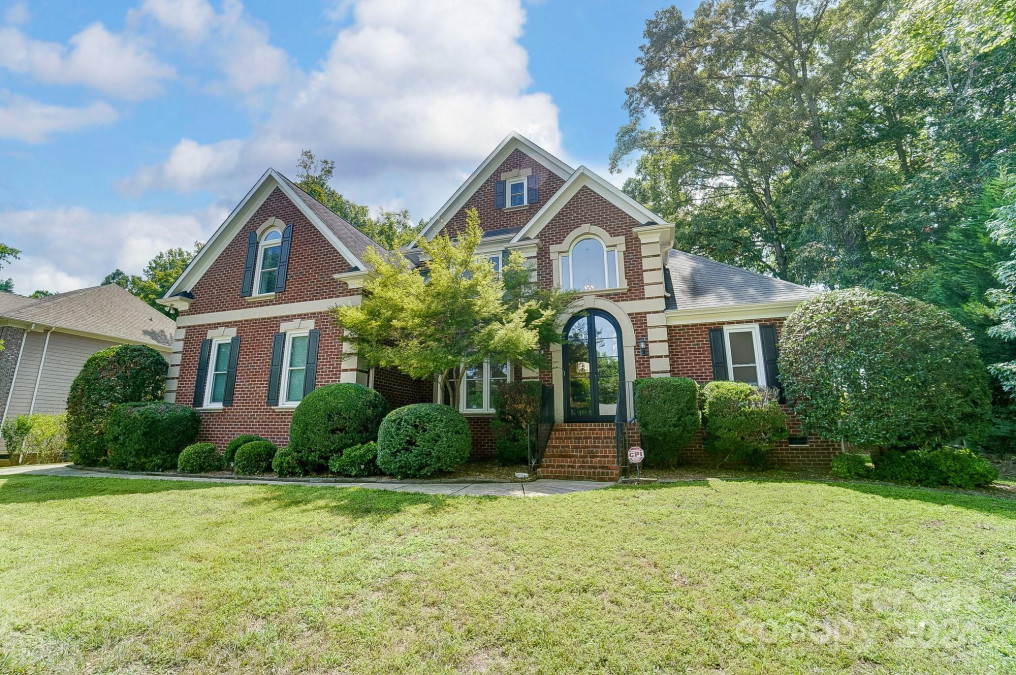 1212 High Brook Dr Waxhaw, NC 28173