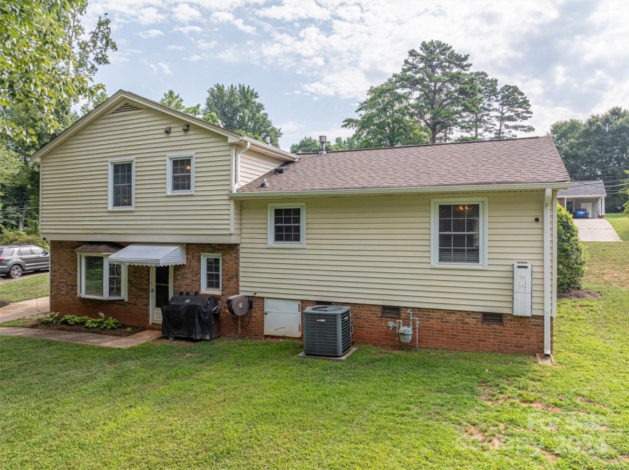 521 Jasin Dr Gastonia, NC 28054