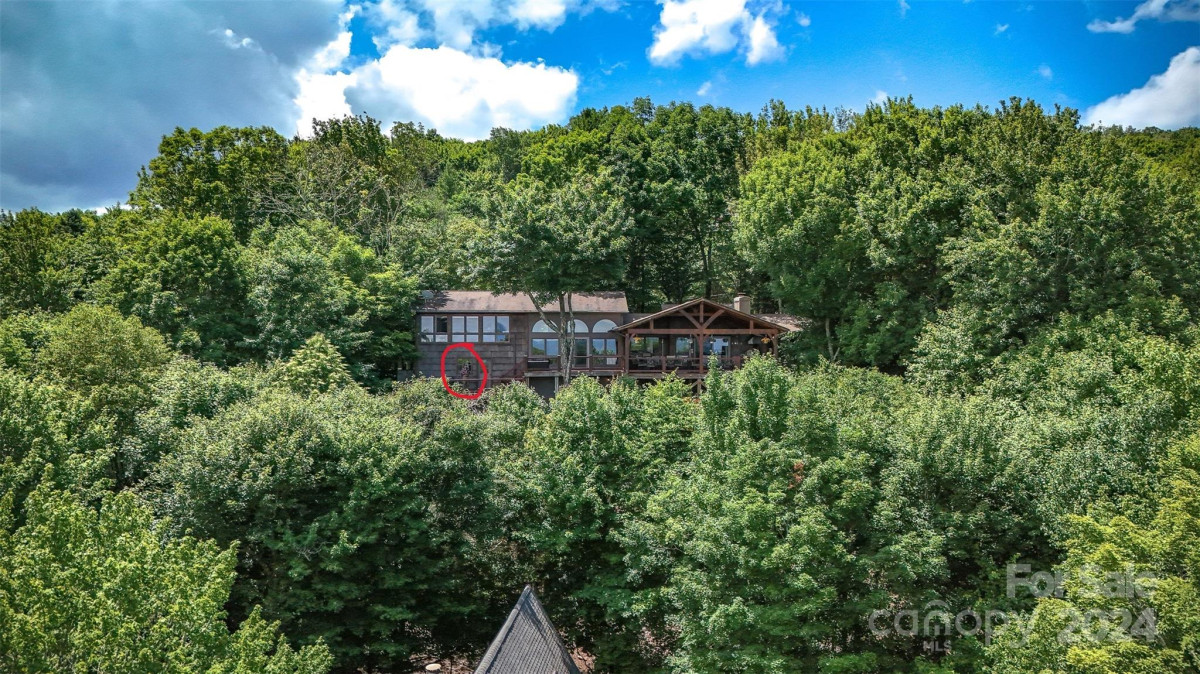 119 St Andrews Rd Beech Mountain, NC 28604